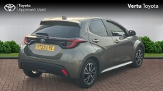 Toyota Yaris 1.5 Hybrid Design 5dr CVT Hybrid Hatchback